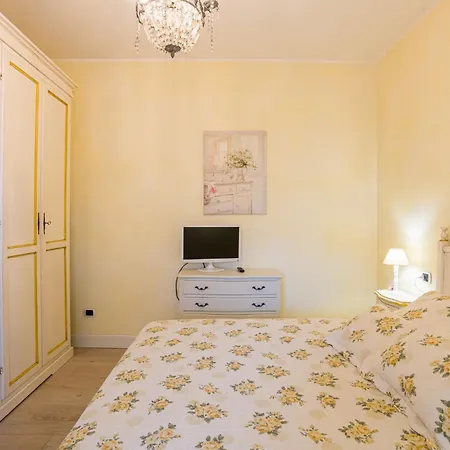 Guesthost - Romantic In Near Bellagio *